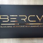 Reklamna tabla Bercy